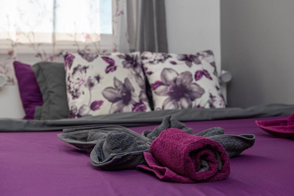 Spacious And Bright Flat Between Airport & Center Appartement Boedapest Buitenkant foto